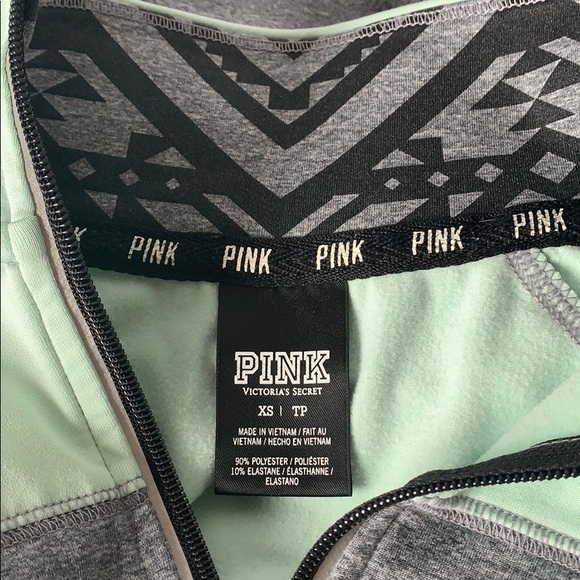 EUC PINK Victoria Secret reflective 1/4 zip - Picture 8 of 8